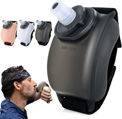 Botella de agua deportiva para muñeca