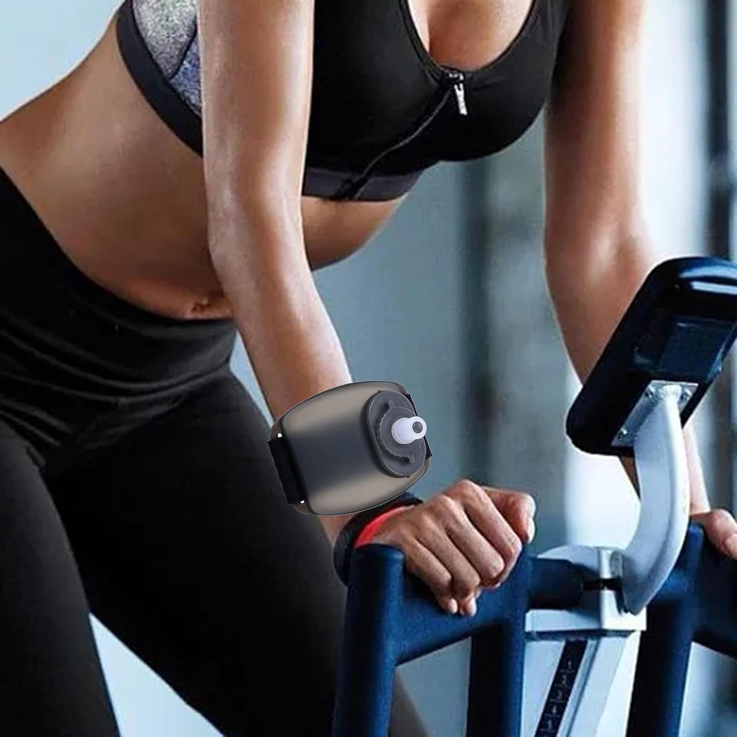 Botella de agua deportiva para muñeca